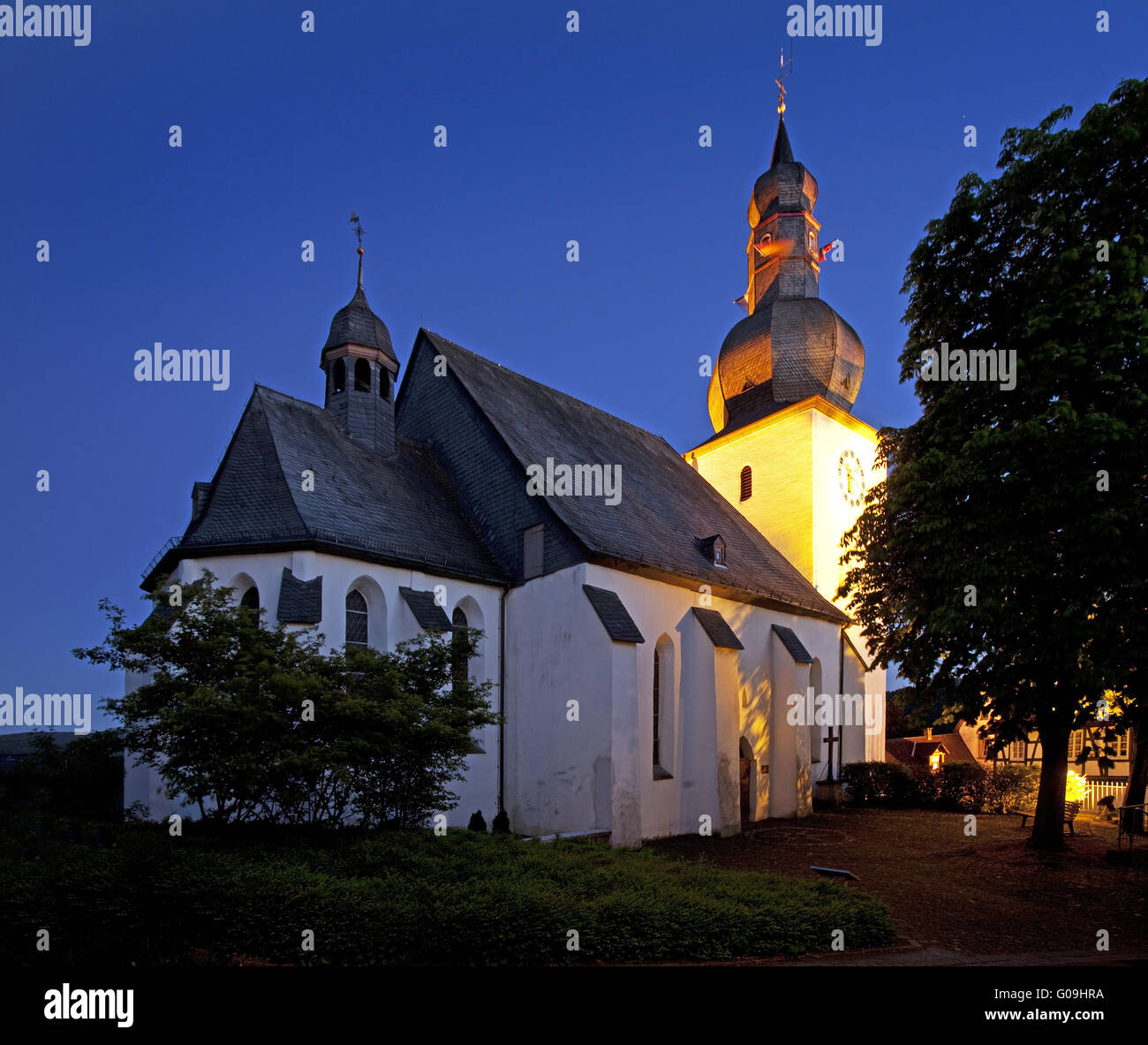 Il comune di Cappella di St George e la torre campanaria Foto Stock