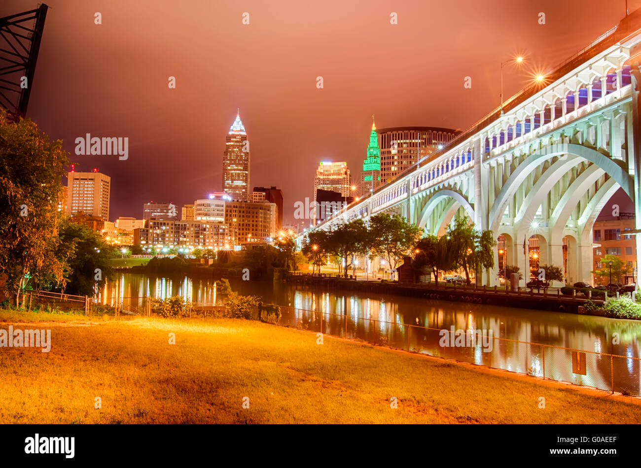 Cleveland. Immagine di Cleveland Downtown di notte Foto Stock