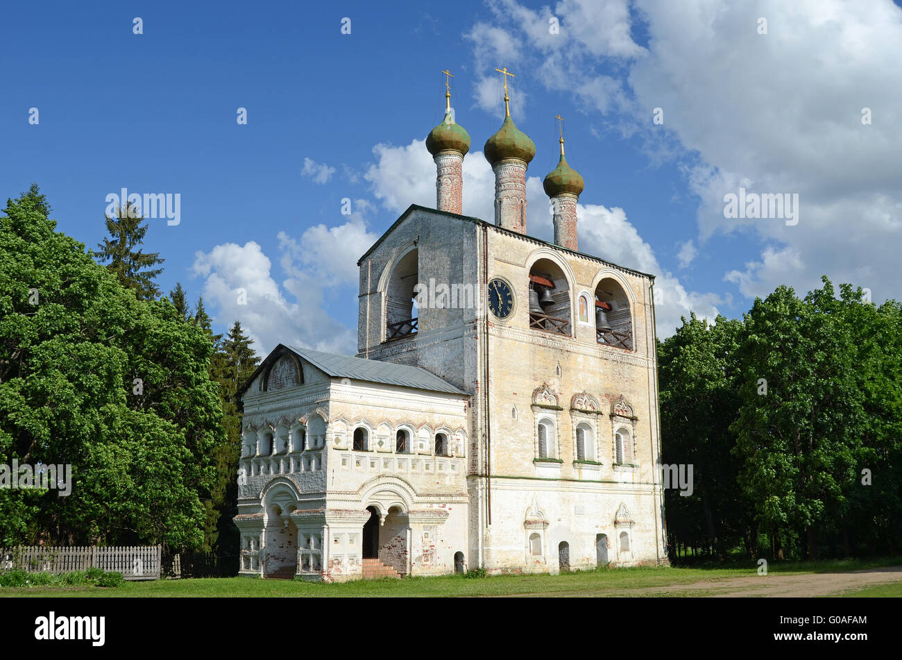 Belfry in Borisoglebsky Monastero a Yaroslavl Regione, Russia Foto Stock