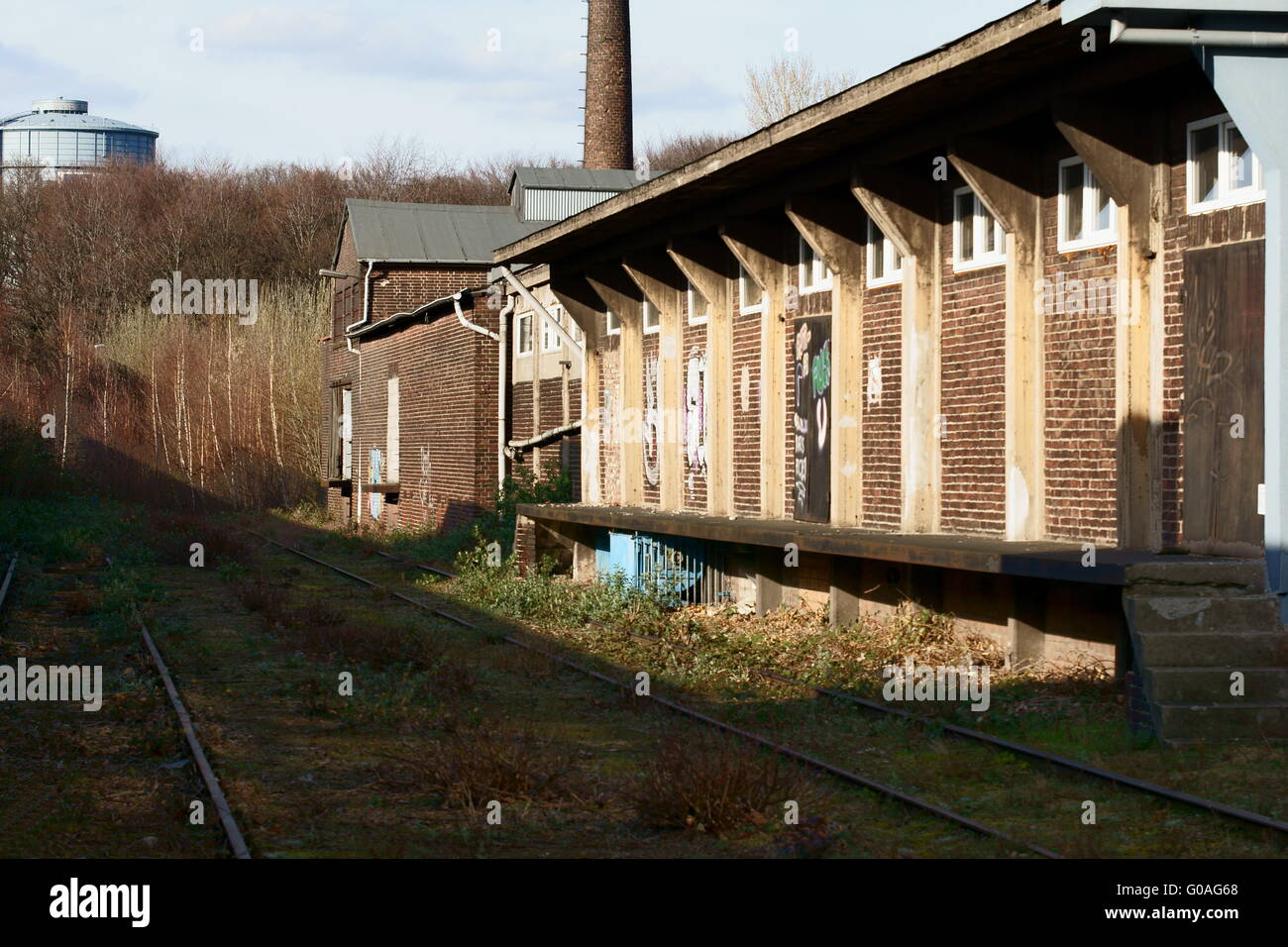 Vecchia Stazione ferroviaria con vano di carico Foto Stock