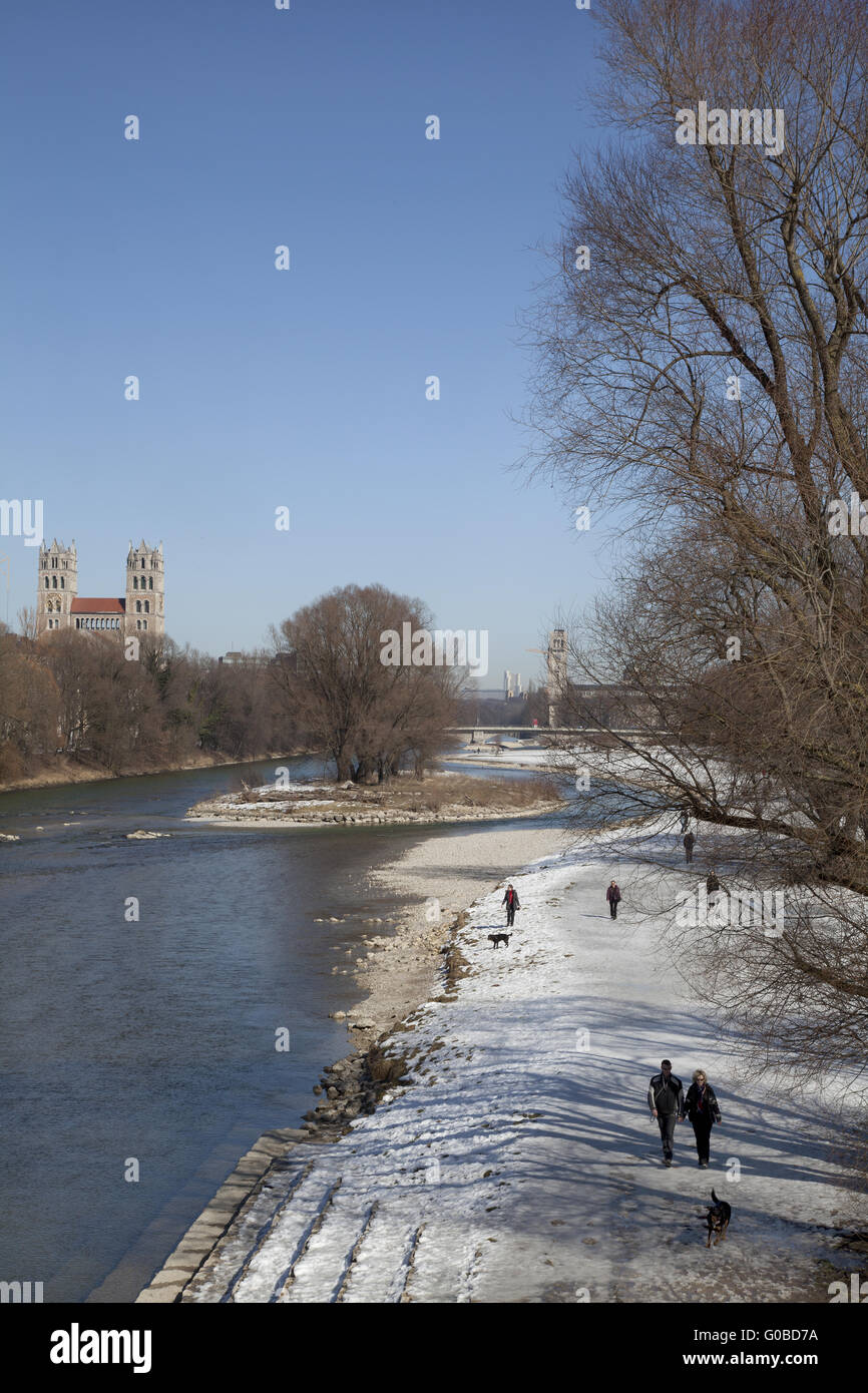 Vista su Monaco di Baviera Isar Foto Stock