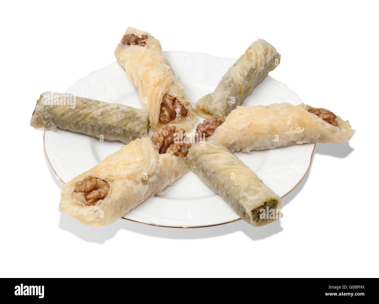 Piastra con bagno turco baklava isolate su sfondo bianco Foto Stock