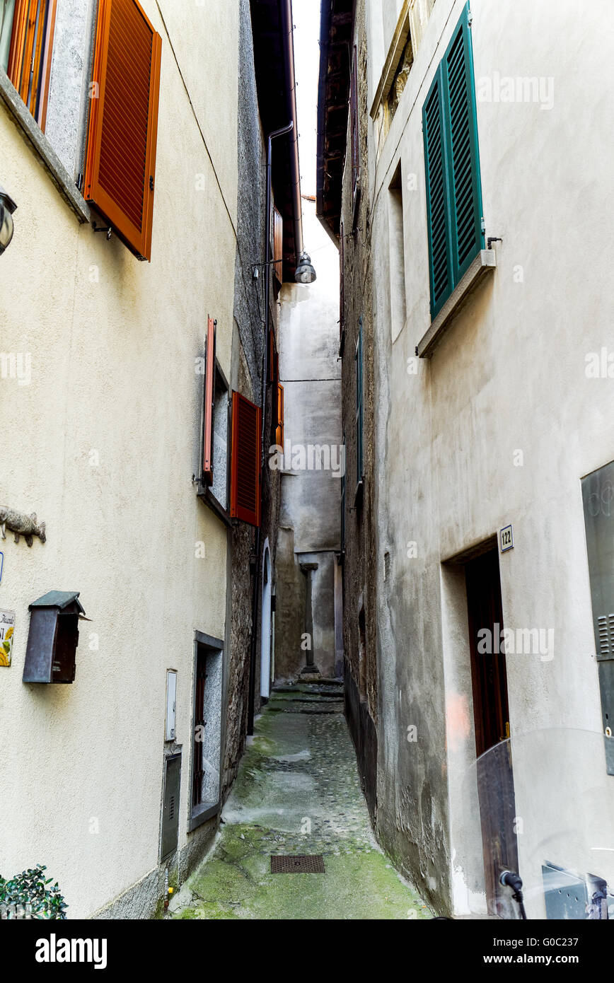 Piccola strada tra case in Italia - Venezia Foto Stock