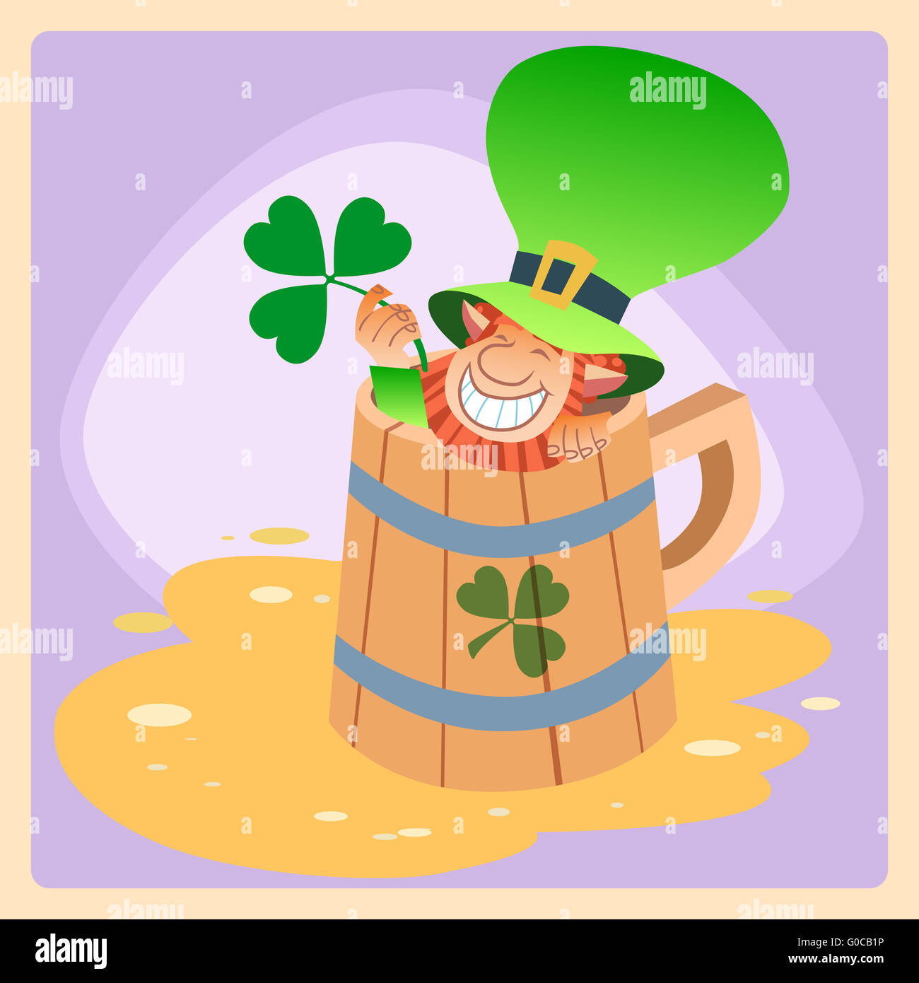 Leprechaun in un boccale di birra della festa di San Patrizio Foto Stock