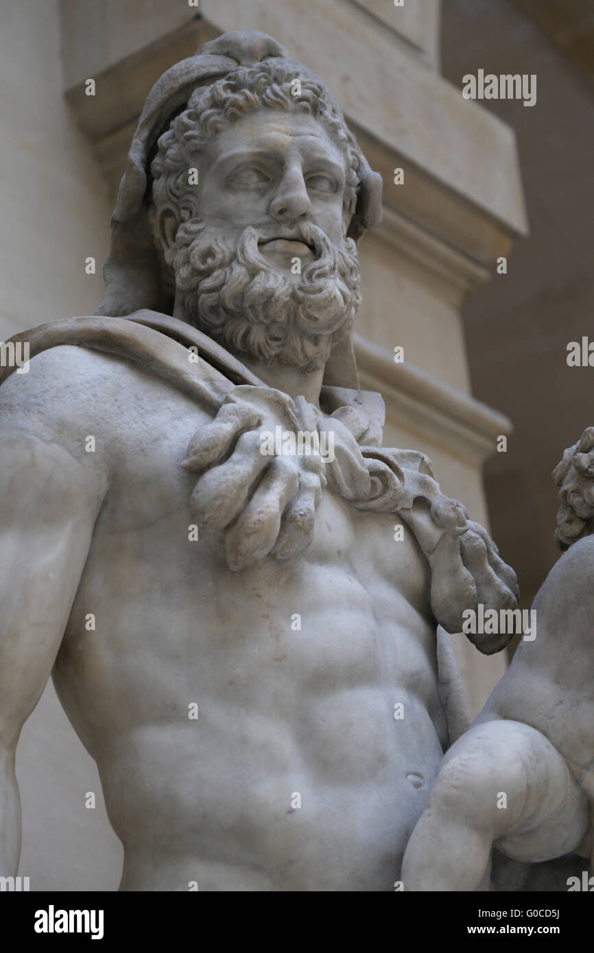 Hercules (Heracles) con suo figlio Telefo, statua romana (marmo) copia di originale greco, 1a-2a secolo D.C. (originale 4° C. BC) Foto Stock