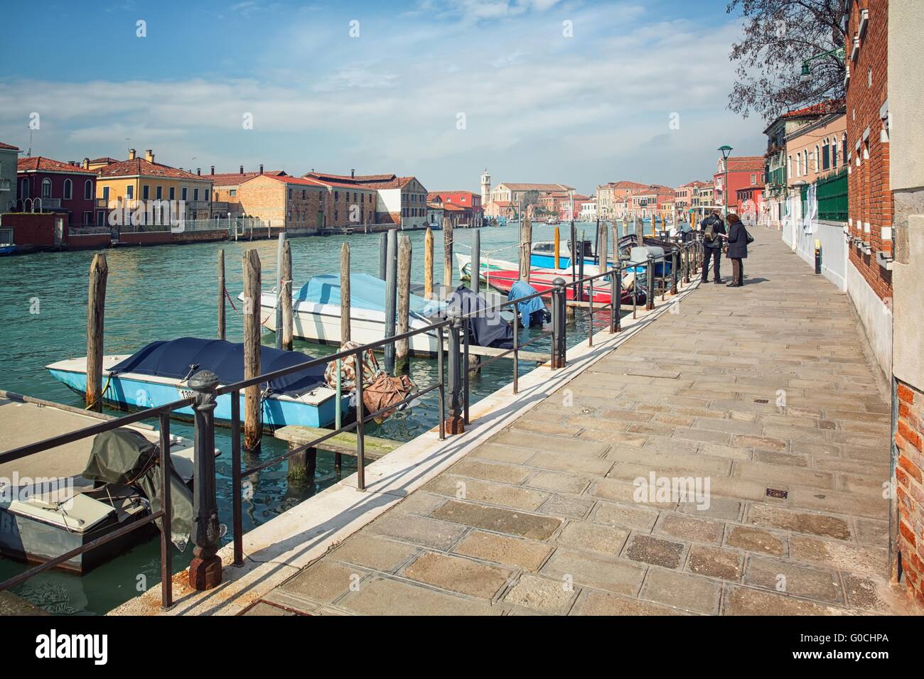 Vista sul canale su l'isola di Murano vicino Venezia in Italia Foto Stock