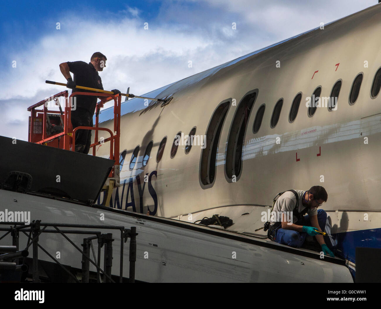 British Airways manutenzione su jet del passeggero Foto Stock