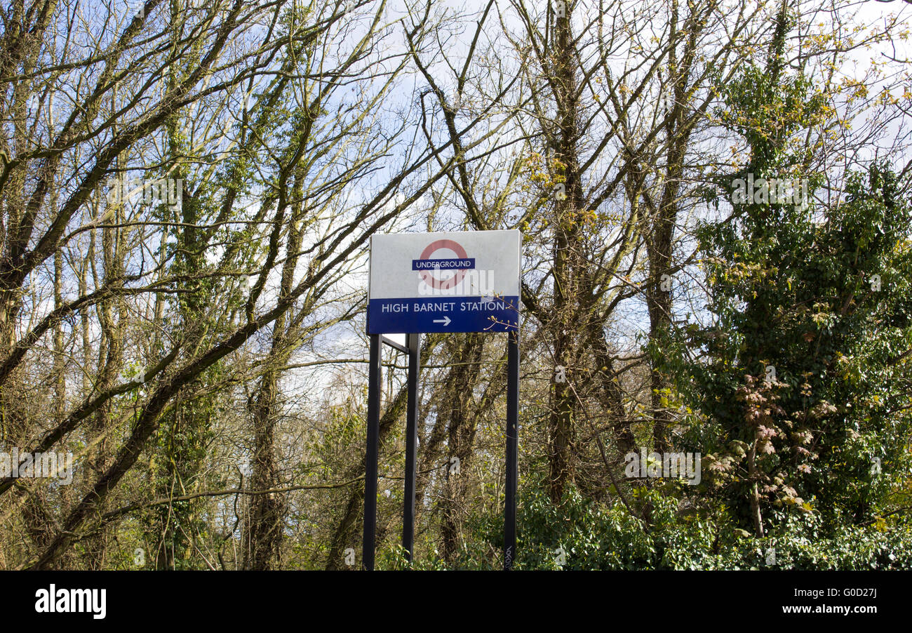 High Barnet Tube Station segno Foto Stock