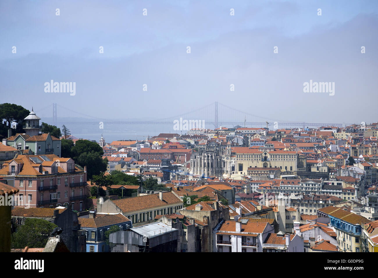 Paesaggio urbano di Lisbona nella vista panoramica Foto Stock