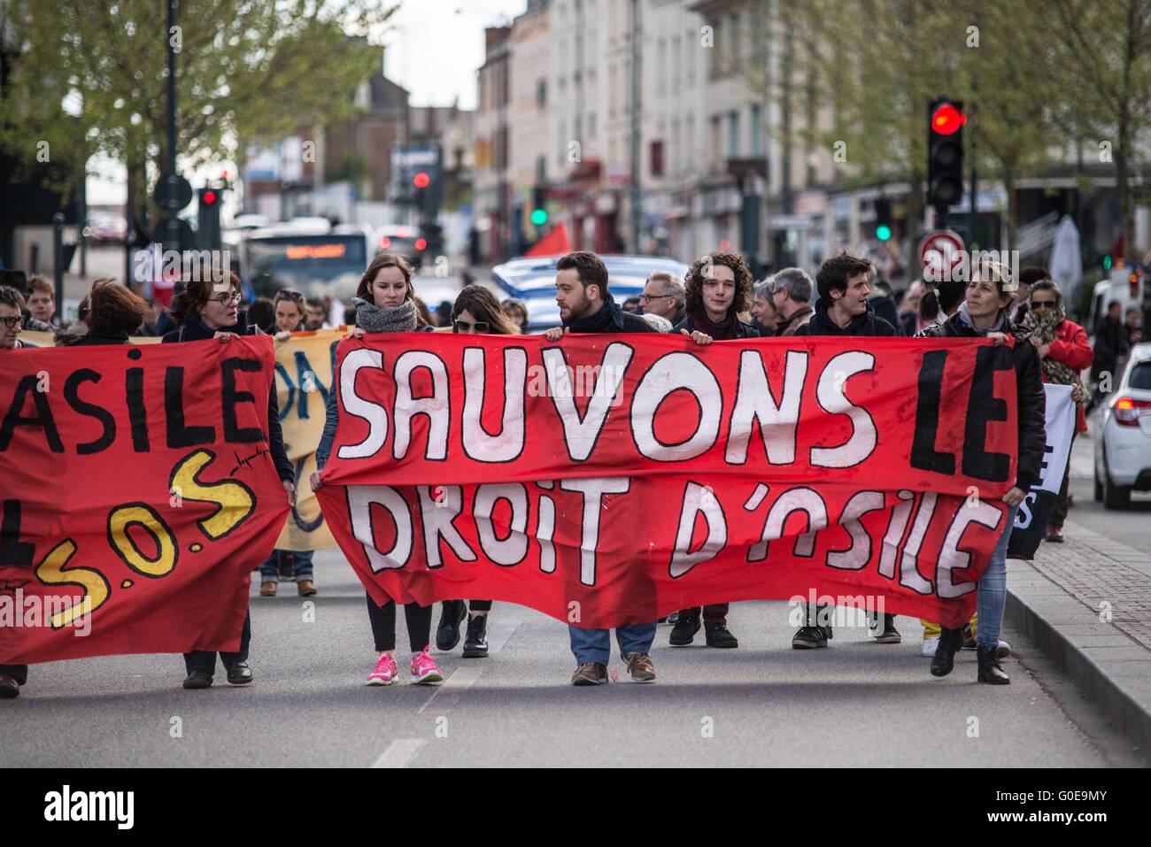 Francia, Rennes 30 avril 2016 Le collectif de soutien aux Personnes sans-papiers a organizzare la Journée nationale pour le droit d'asile à Rennes, une rencontre nationale des associations et collectifs suivie d'une manifestazione . Foto :Kévin NIGLAUT/ Agenzia IMAGESPIC Foto Stock