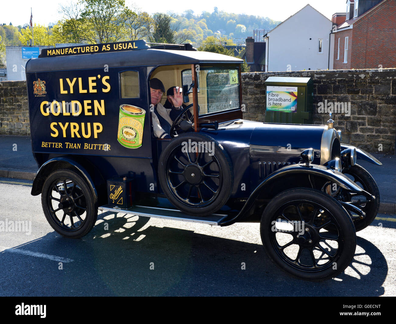 Redhill, Surrey. Domenica 1 maggio 2016. il cinquantacinquesimo storico veicolo commerciale della società Londra a Brighton eseguire avviene a Redhill, Surrey. Photo credit: Lindsay constable / alamy live news Foto Stock