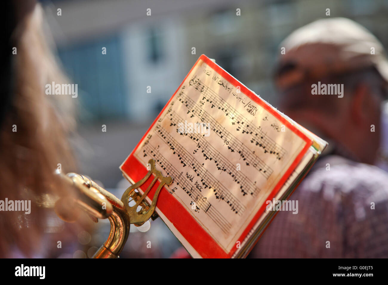 Londra, Regno Unito. Il 1 maggio, 2016. Migliaia di prendere parte nel giorno di maggio nel rally di Londra seguita da marzo a Trafalgar Square Credit: Dinendra Haria/Alamy Live News Foto Stock