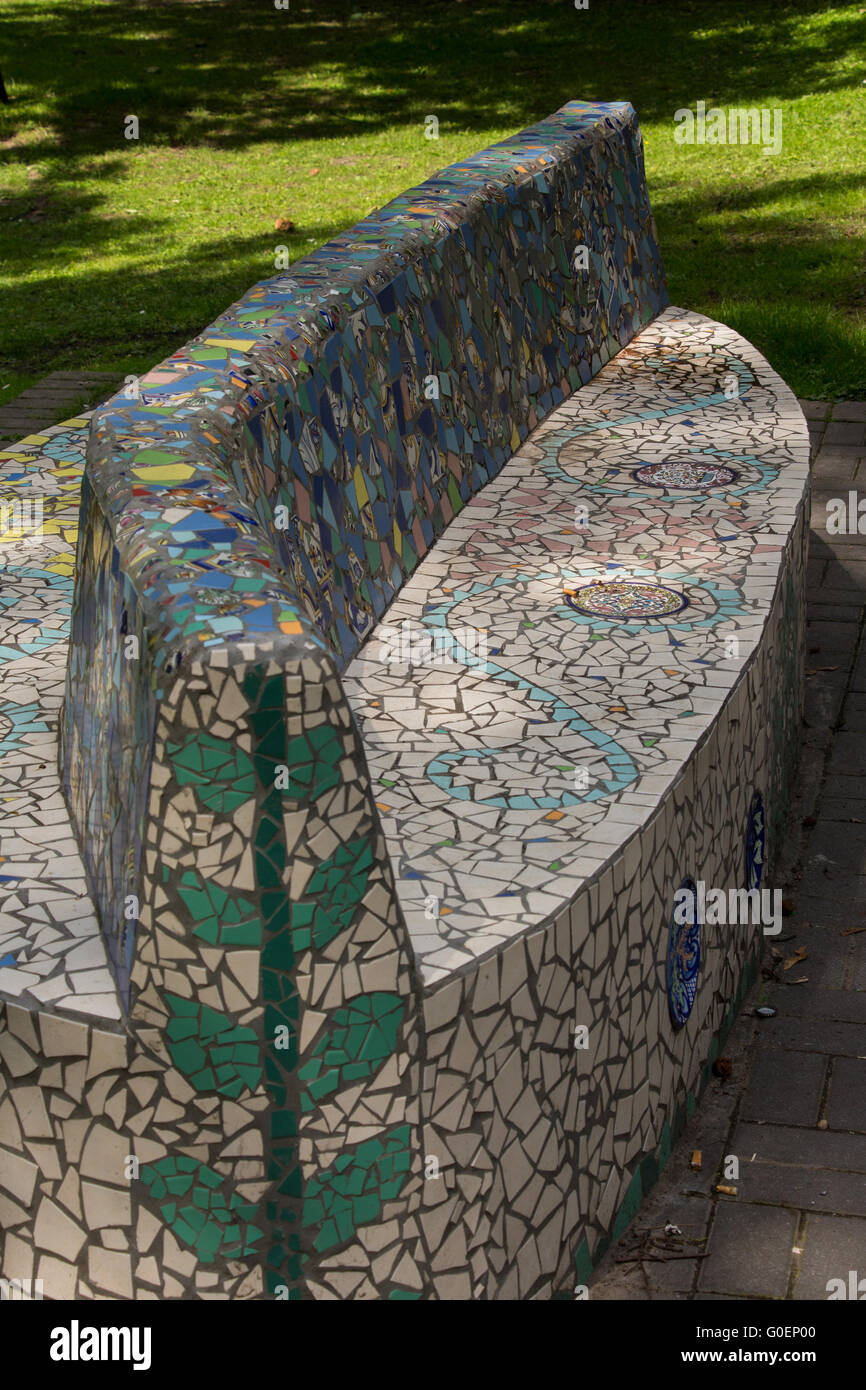 Banco di mosaico in Westpark Foto Stock