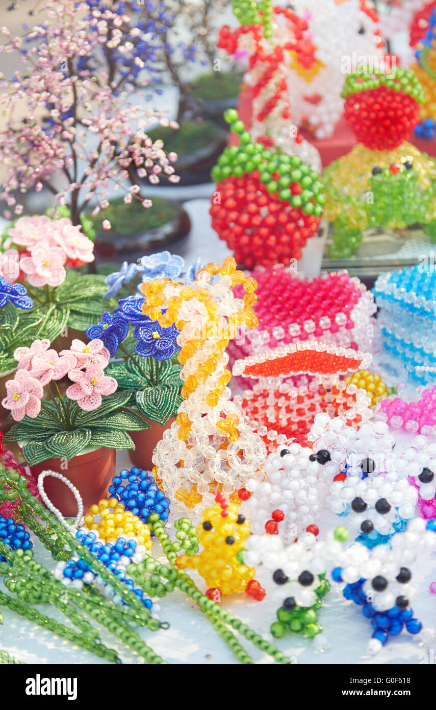 Doni al mercato di strada Foto Stock