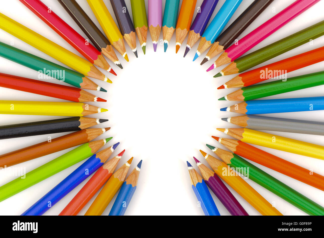 Matite colorate visualizza il simbolo del lavoro di squadra Foto Stock