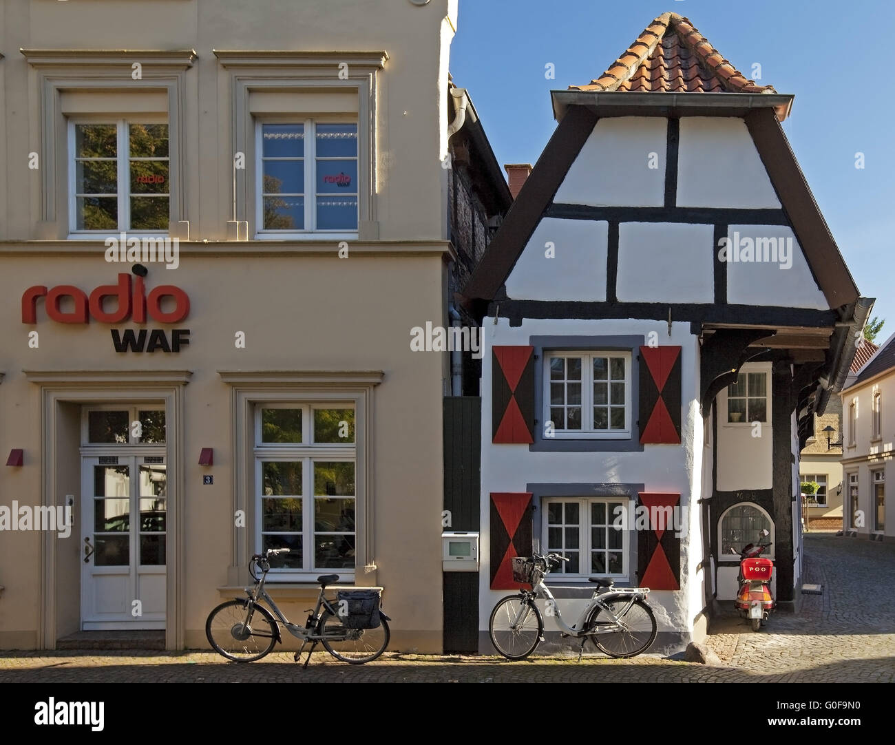 Città vecchia con Pumperie edificio, Warendorf,Germania Foto Stock
