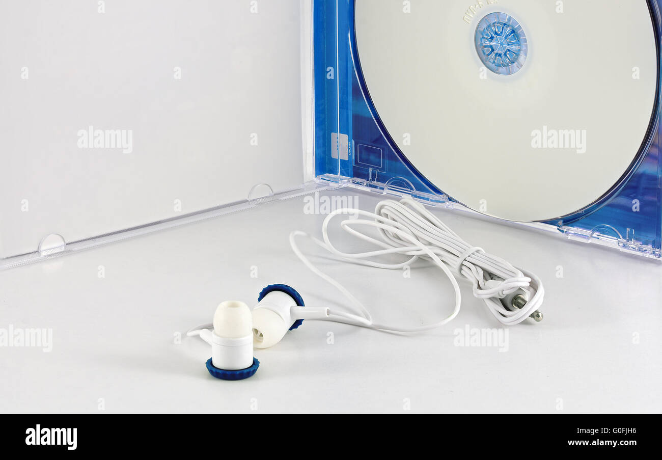 Gli auricolari bianco e bianco senza etichetta DVD vuoto Foto Stock