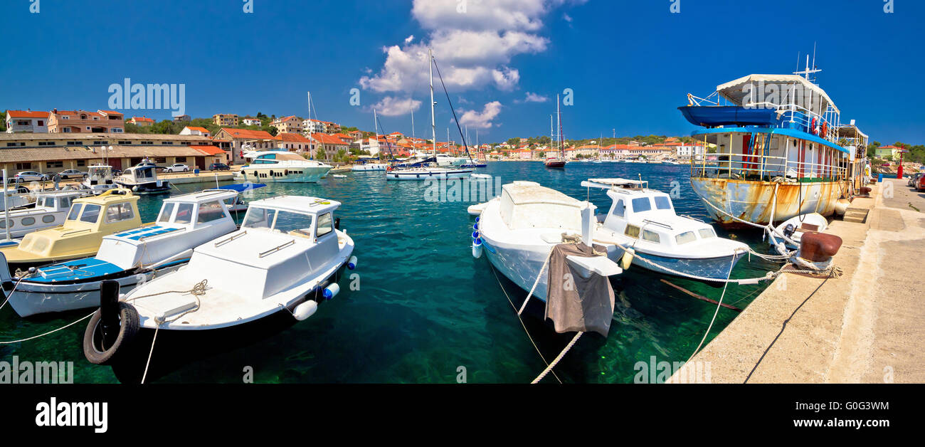 Villaggio Mediterraneo di Sali su Dugi otok Foto Stock