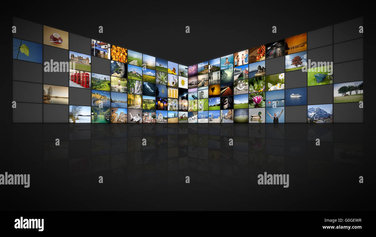 100 schermate video a parete Foto Stock