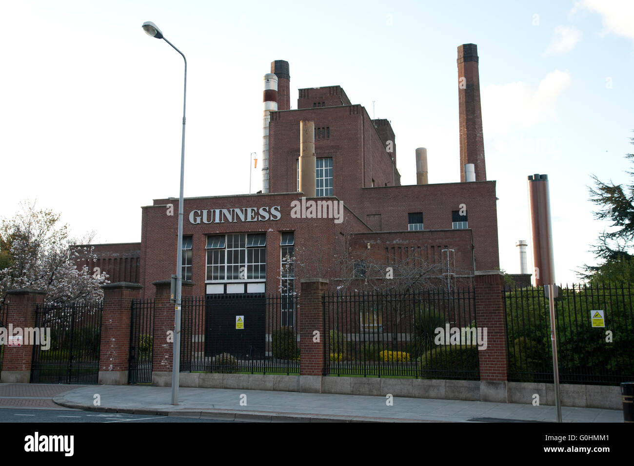 Il Guinness Casa potenza su Thomas Street, Dublin, costruito per fornire potenza alla birreria Guinness Foto Stock