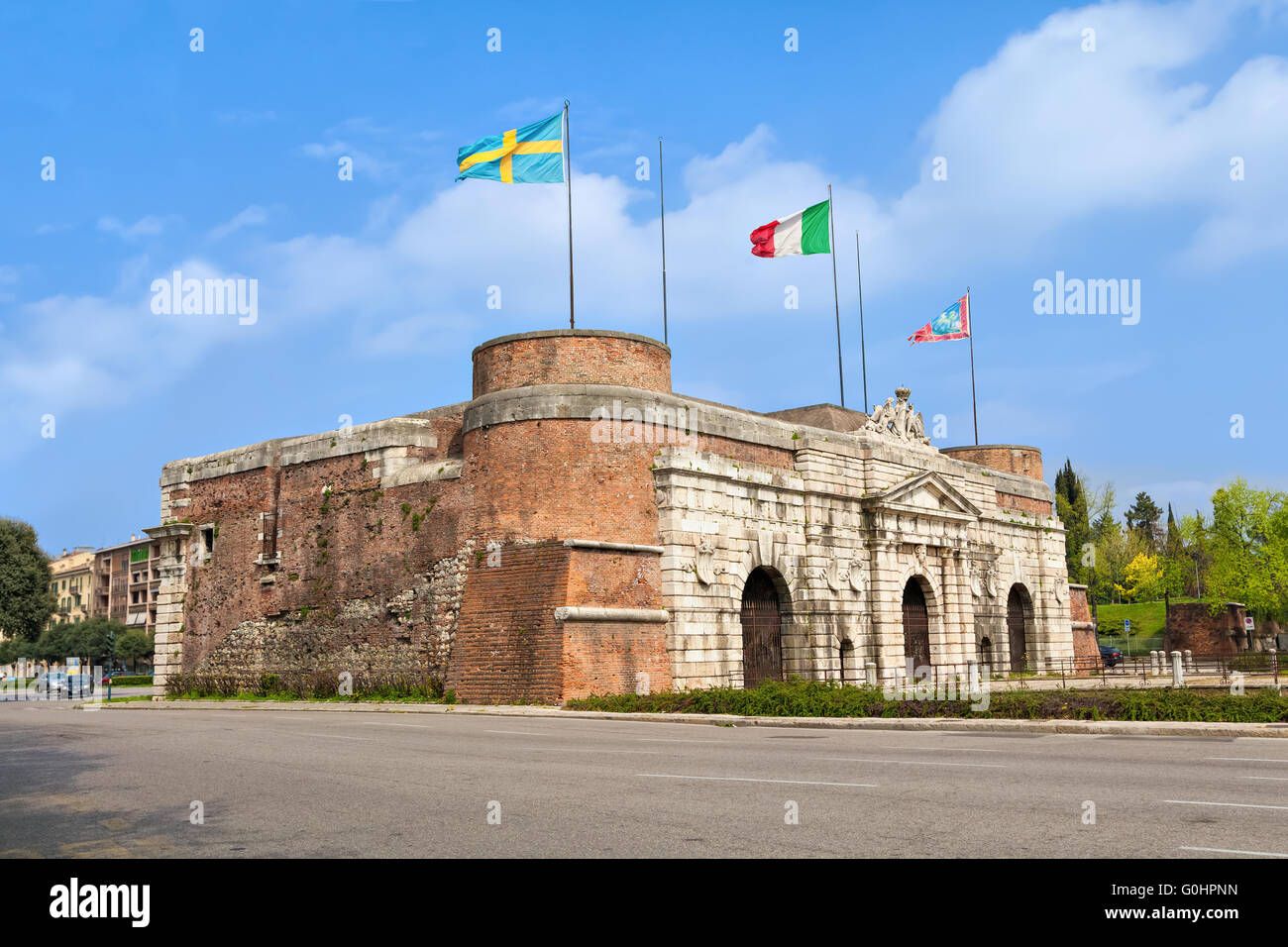 Porta Nuova - una monumentale Porta della città di Verona eretta tra il 1532 e il 1540 Foto Stock