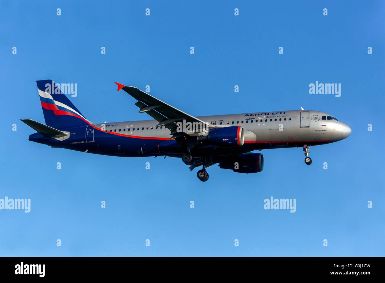 Aeroflot, Airbus A320 di approcci per lo sbarco di Praga, Repubblica Ceca Foto Stock