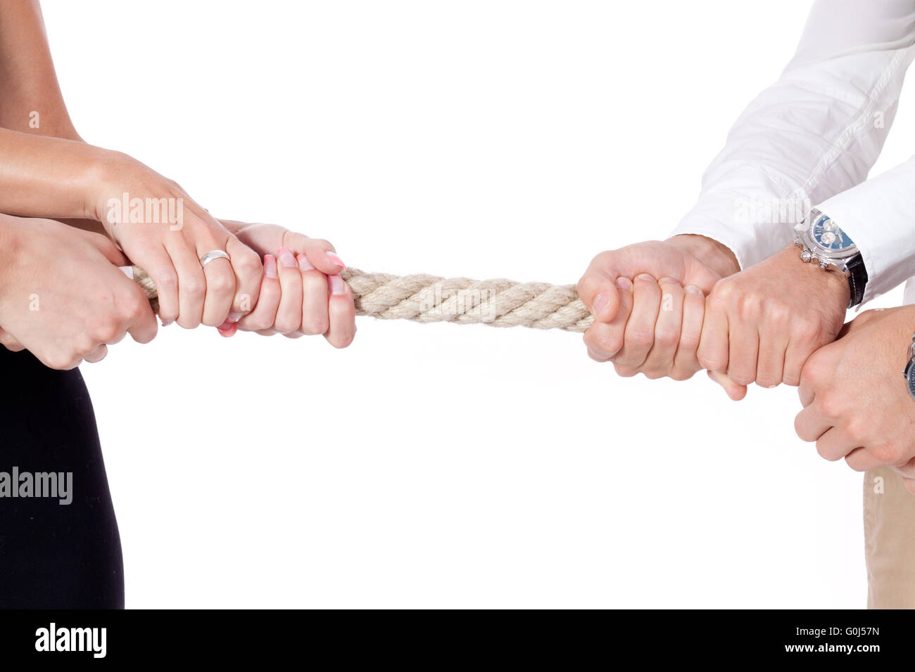 Business donna contro uomo d affari tirando la corda isolato Foto Stock