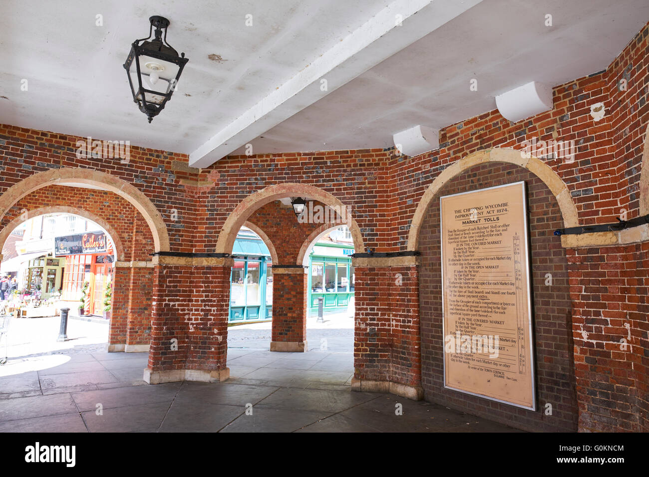 Interno del piccolo mercato House progettata da Robert Adam piazza della chiesa High Wycombe Buckinghamshire REGNO UNITO Foto Stock