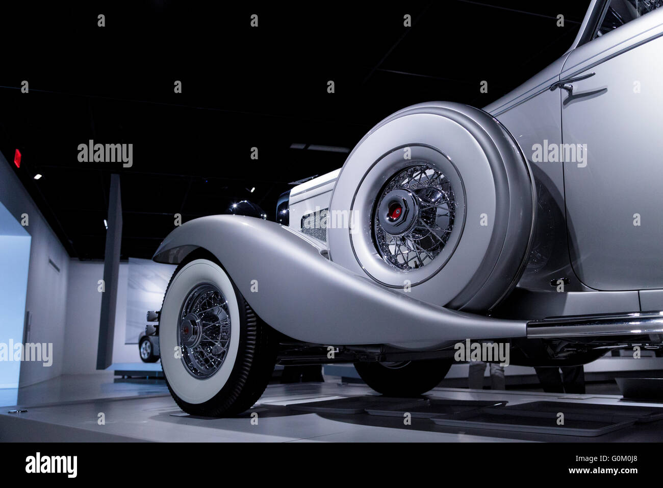 1936 Duesenberg SJN Modello convertibile coupé da Rollston. Parte della collezione Nethercutt, Helen e Jack Nethercutt Foto Stock