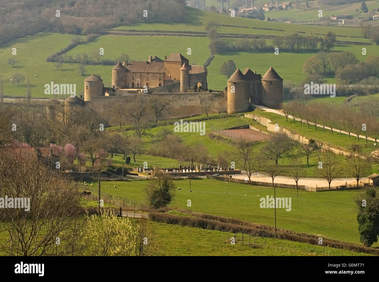 Berze-le-Chatel in Burgund, Frankreich - Berze-le-Chatel in Borgogna, Francia Foto Stock