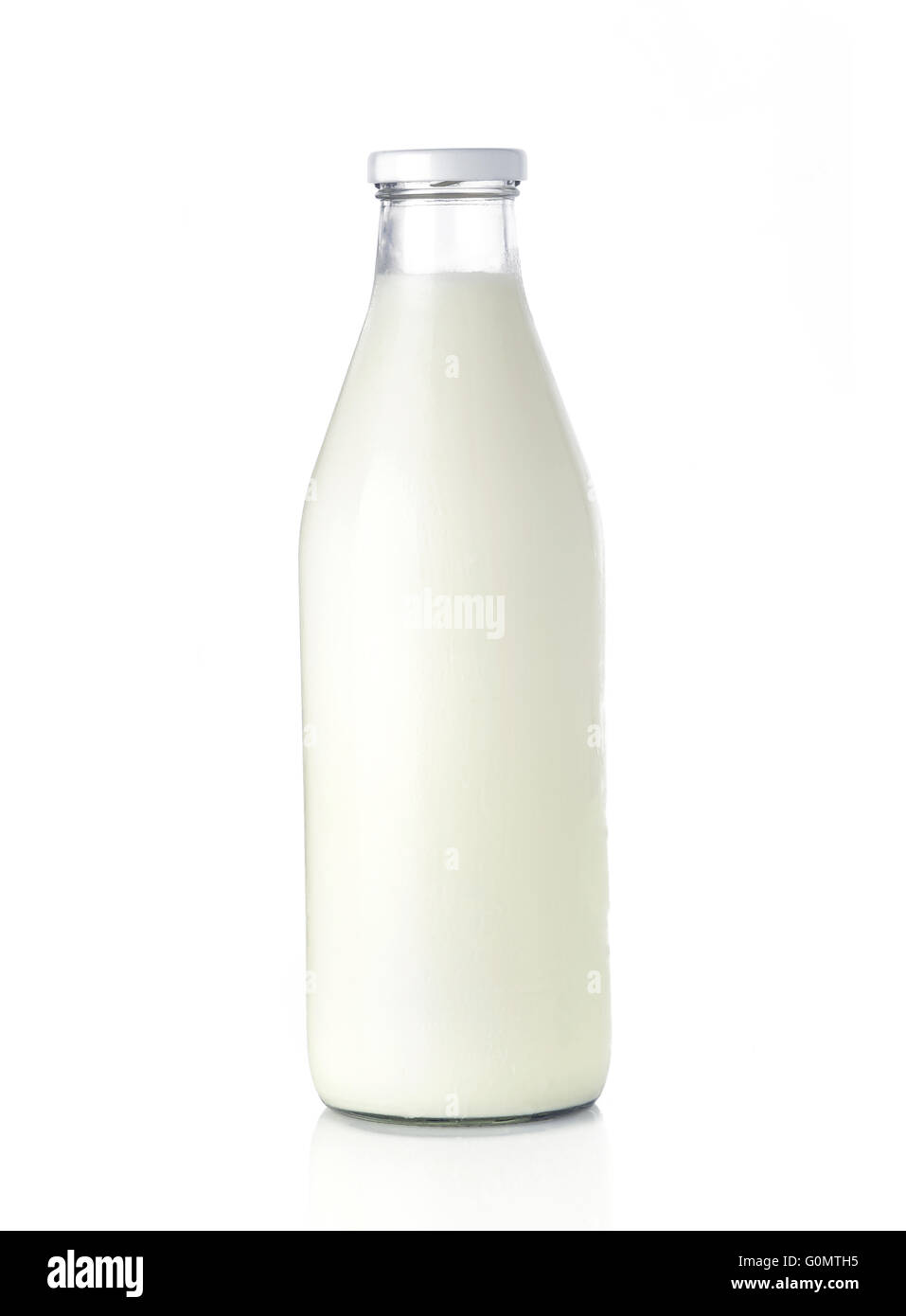 Bottiglia di latte su sfondo bianco Foto Stock