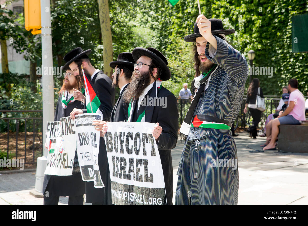 Anti sionista di ebrei che protestavano davanti al palazzo delle Nazioni Unite Boicottare Israele Org Foto Stock