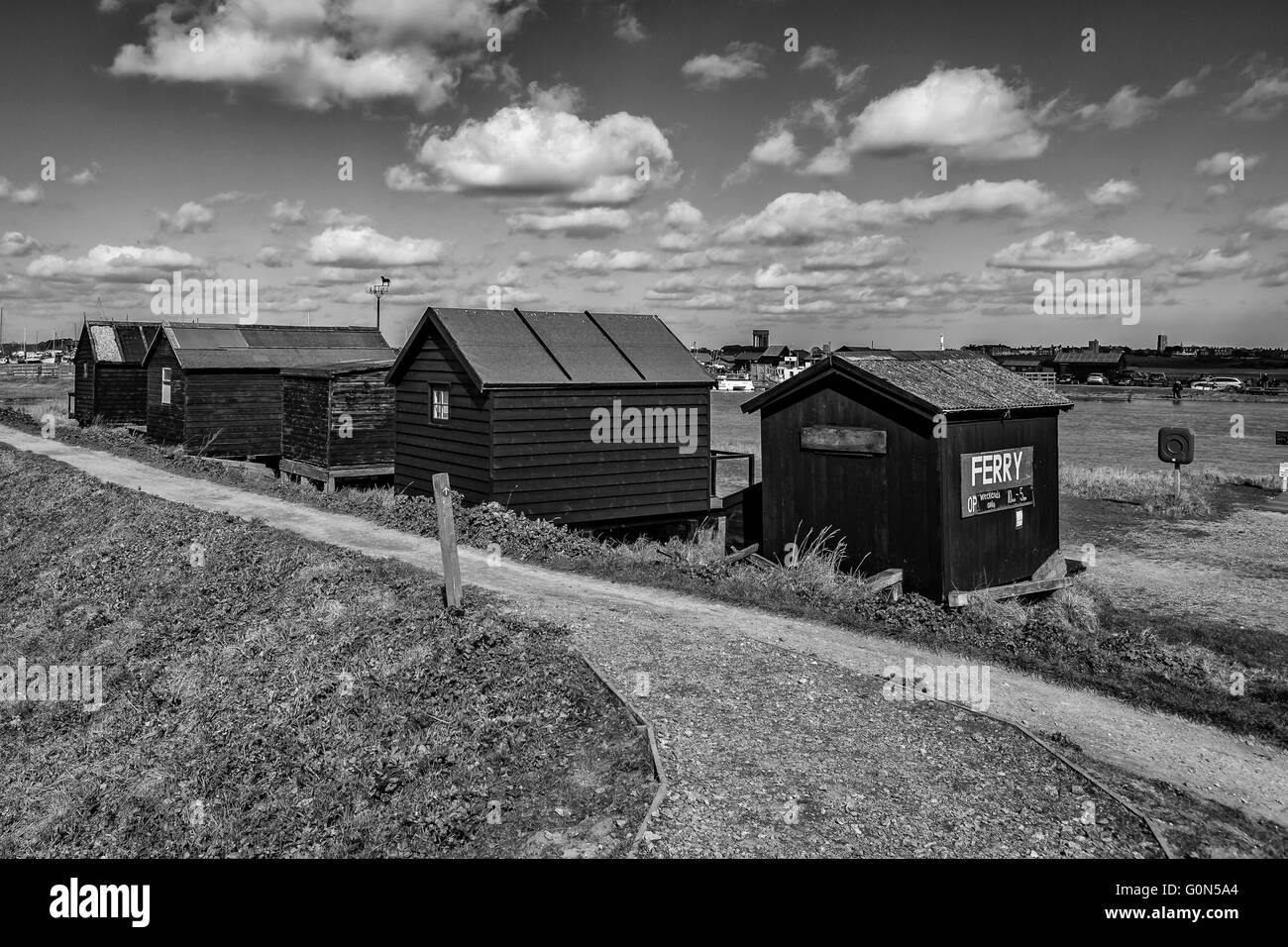 Rifugi sulla spiaggia a Southwold sulla costa di Suffolk Foto Stock