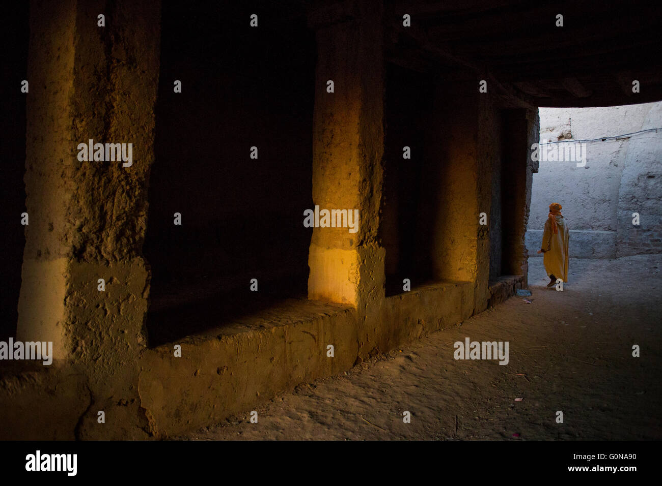 Persone in un villaggio in Rissani oasis Foto Stock