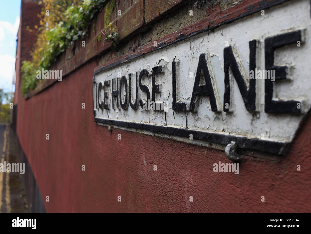 Strada segno 'ICE HOUSE LANE' Norwich, Regno Unito. Foto Stock