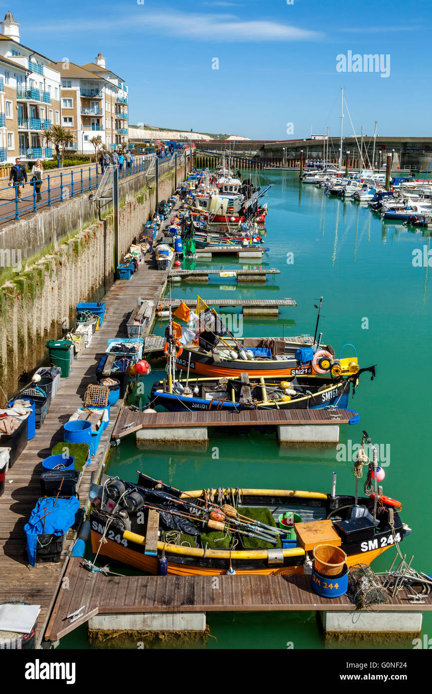 Barche da pesca, Brighton Marina, Brighton, Sussex, Regno Unito Foto Stock