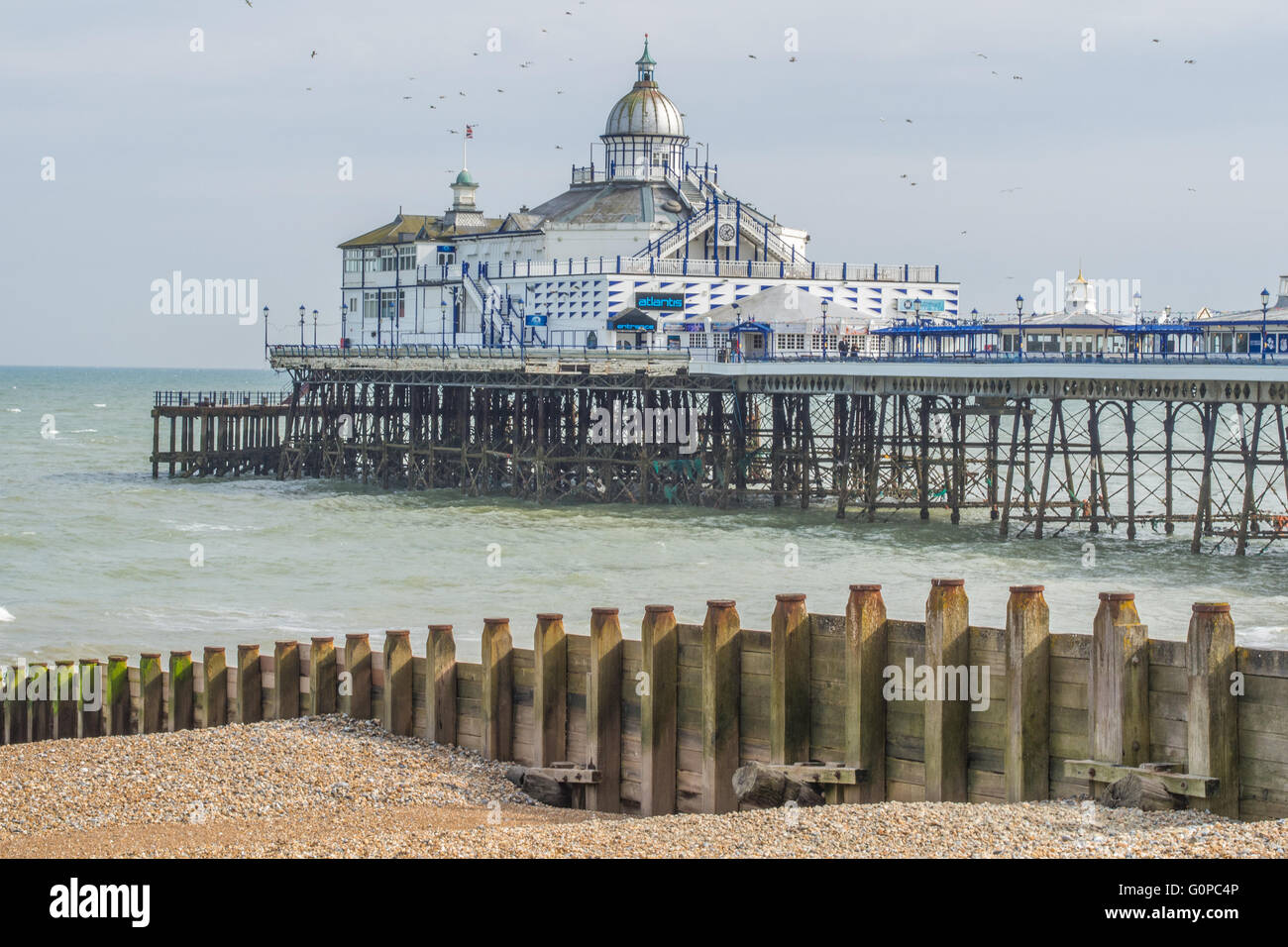 Eastbourne Pier, East Sussex, Inghilterra. Foto Stock