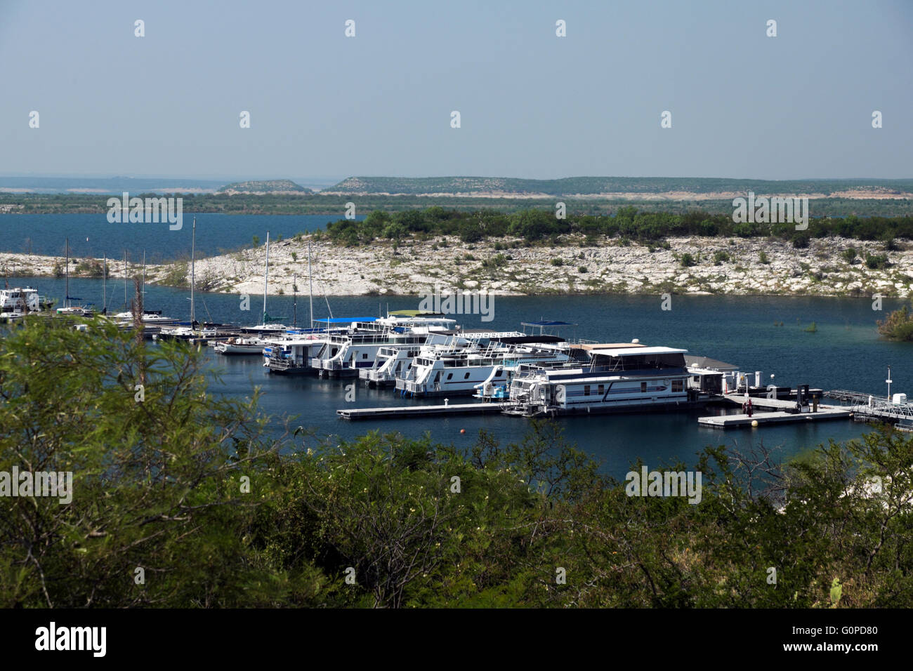 Marina al governatore lo sbarco sul lago Amistad nei pressi del Rio, Texas Foto Stock