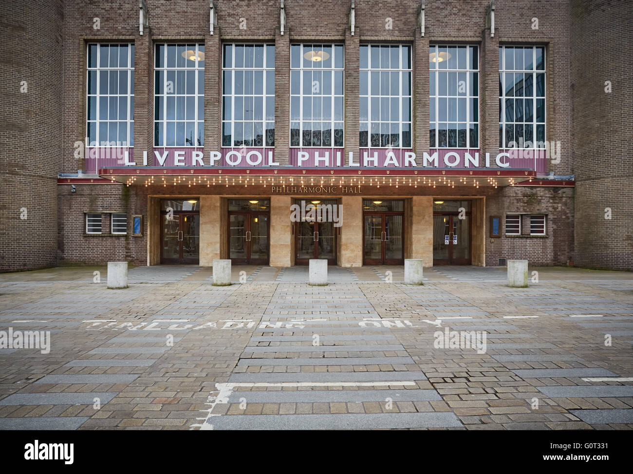 Royal Liverpool Philharmonic concerto professionale sinfonica orchestra un art deco concert hall costruito verso la fine degli anni trenta c Foto Stock
