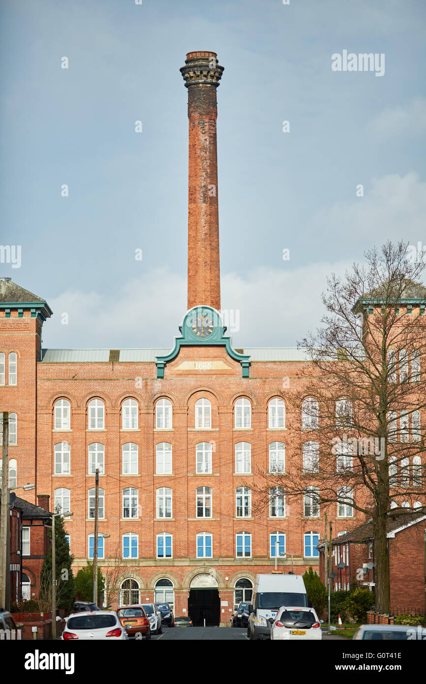 Manchester Stockport houldsworth rossastro Houldsworth Mill Mill, noto anche come mulino rossastro, è un ex mulino costruito in 1865 Foto Stock