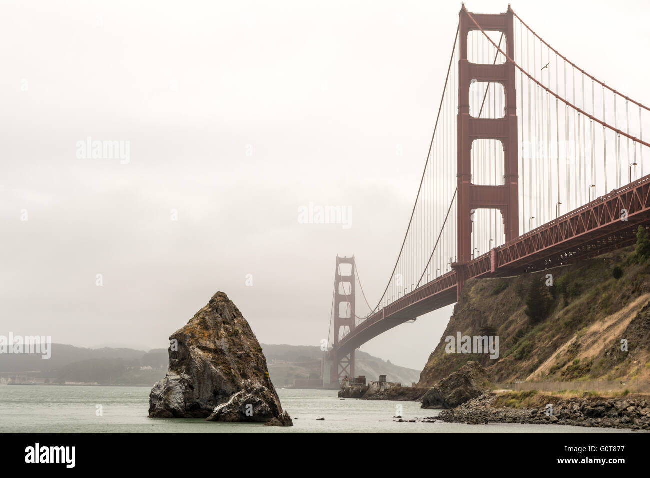 Vista del Golden Gate Bridge dal lato nord-est vicino a baia a ferro di cavallo Foto Stock