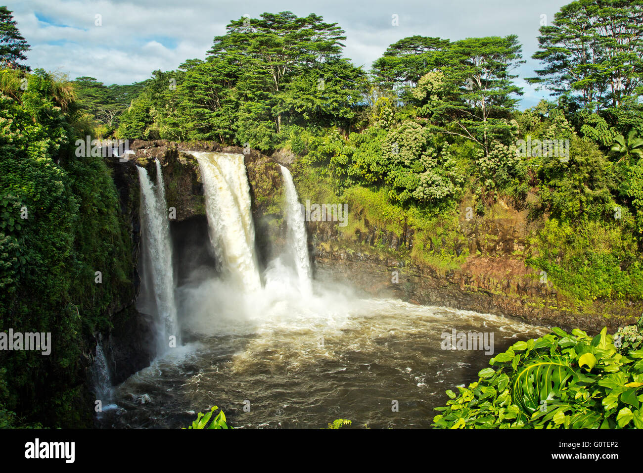 La Rainbow Falls cascate in Hilo, Hawaii Foto Stock