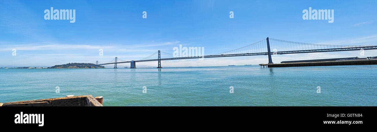 San Francisco, California, Stati Uniti d'America: vista panoramica del Ponte della Baia di San Francisco-Oakland Bay Bridge, aperto a Novembre 12, 1936 Foto Stock