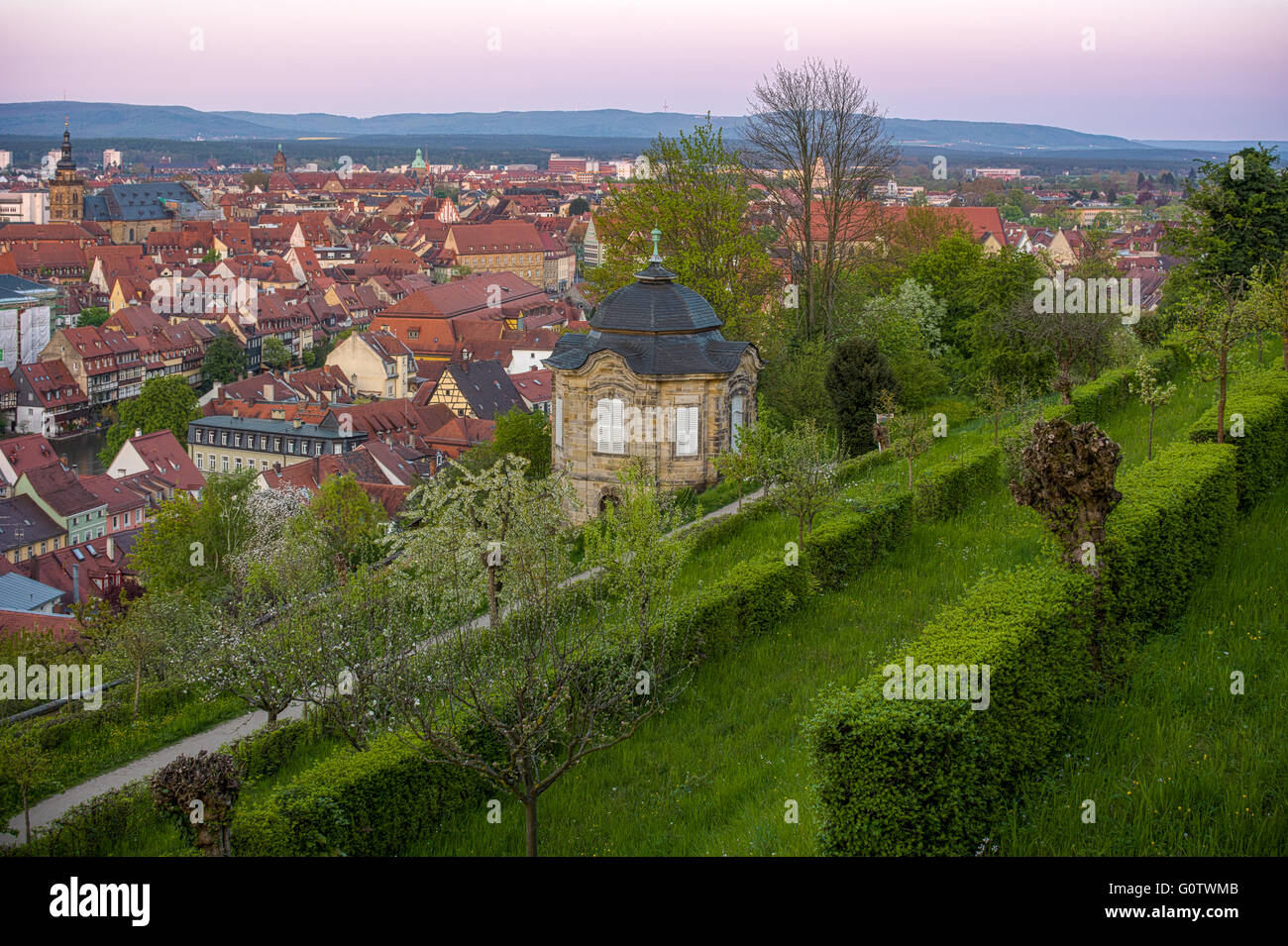 Michaelsberg abbey gardens a Bamberg durante il tramonto Foto Stock