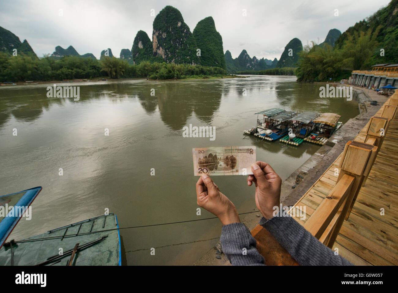 Il famoso 20 yuan vista del Fiume Li a Xingping, Guangxi Regione autonoma, Cina Foto Stock