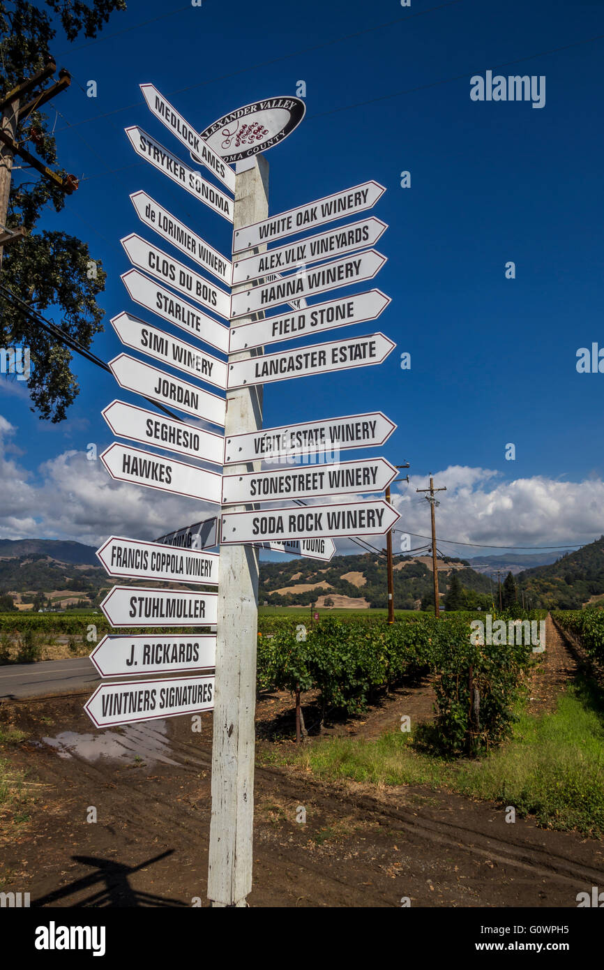 Cartello, Highway 128, vicino a pino su strada piana, Alexander Valley cantine vinicole, Alexander Valley, vicino healdsburg, Sonoma County, California Foto Stock