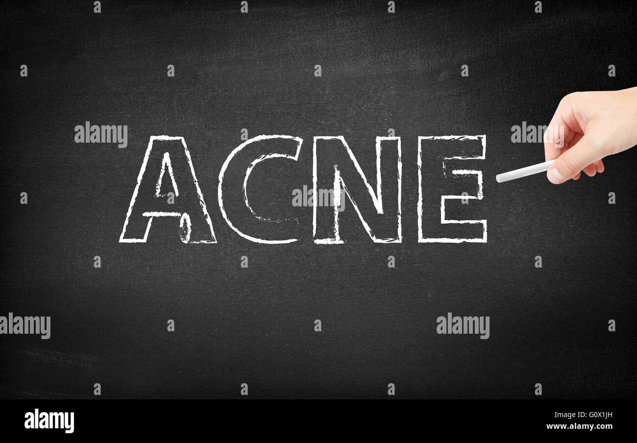 Acne scritti su una lavagna Foto Stock