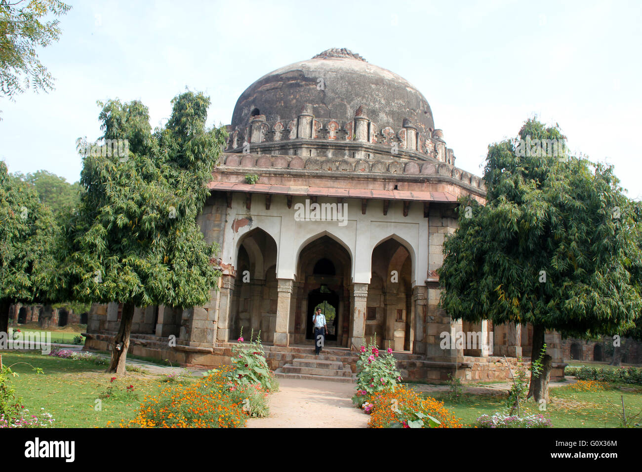 Tomba di Sikandar Lodhi, New Delhi, tomba di un giardino circondato da 3.5 m alto muro, tomba ha due chhatris Foto Stock