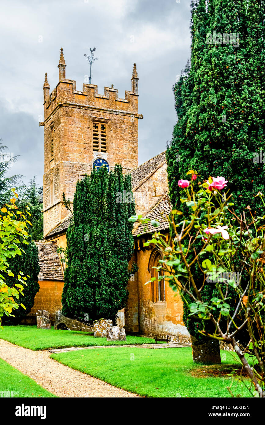 Stanway house, giardino e chiesa nel Gloucestershire, England, Regno Unito Foto Stock