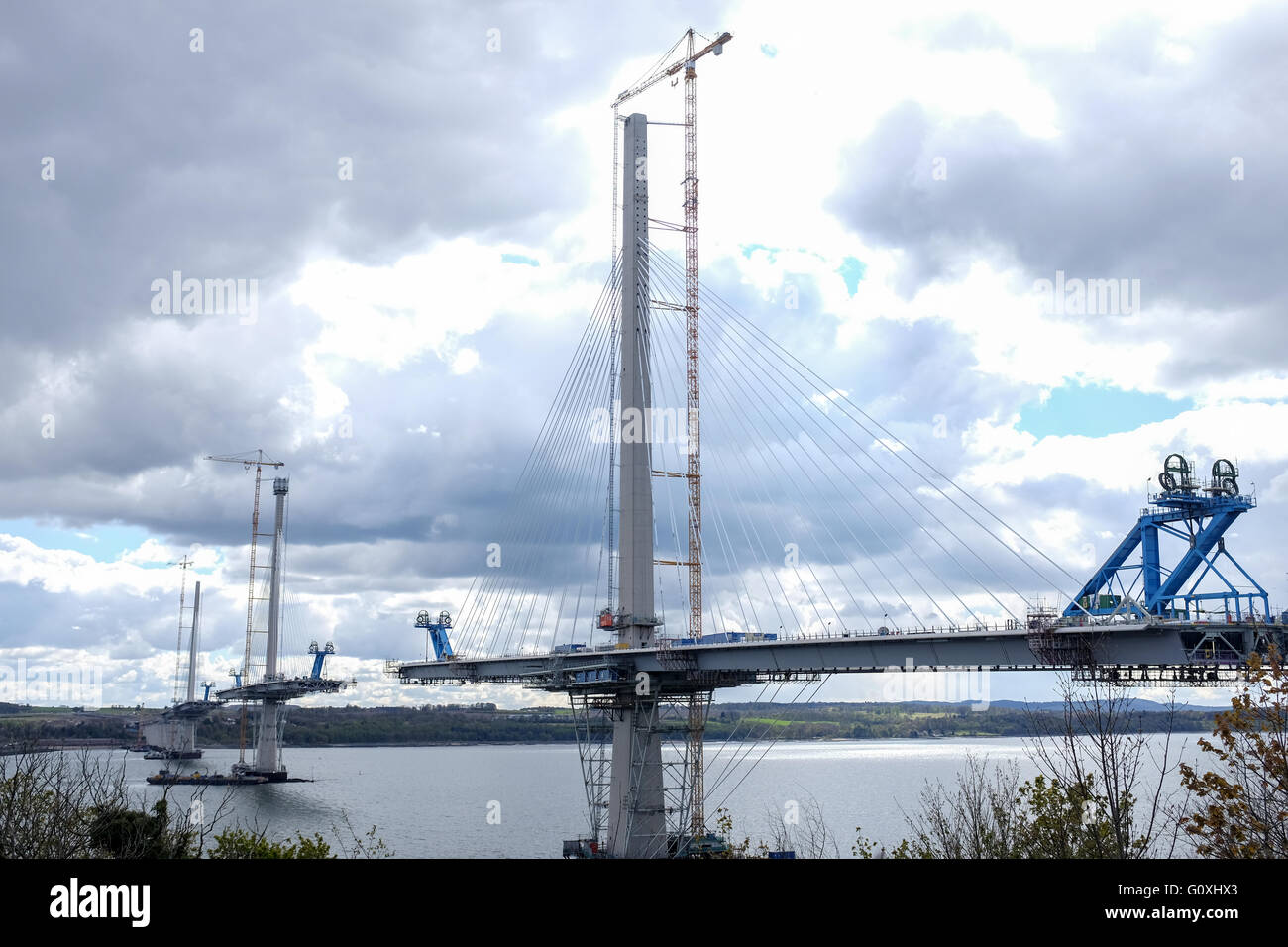 Il nuovo Ponte di Forth, Queensferry incrocio sotto la costruzione Foto Stock